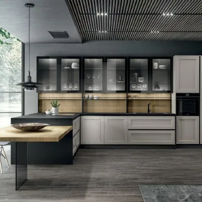 Scopri la cucina Meg in laminato opaco bianco, ad angolo e a prezzo scontato!