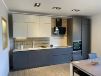 Cucina moderna lineare Mod glass Arredo3 a prezzo ribassato