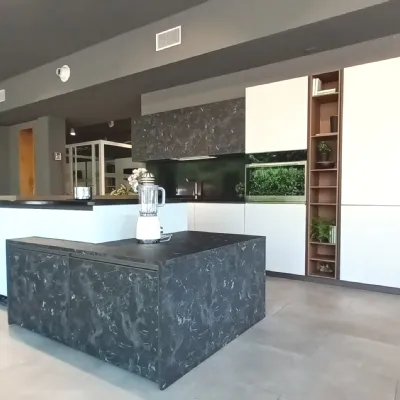 Cucina grigia moderna ad isola Cucina con isola mod. kronos Arredo3 scontata