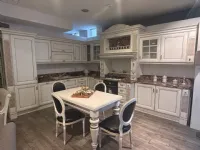 Cucina ad angolo in laccata a prezzo ribassato 50%