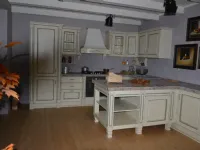 Cucina magnolia classica con penisola Gloria Arrex a soli 4025