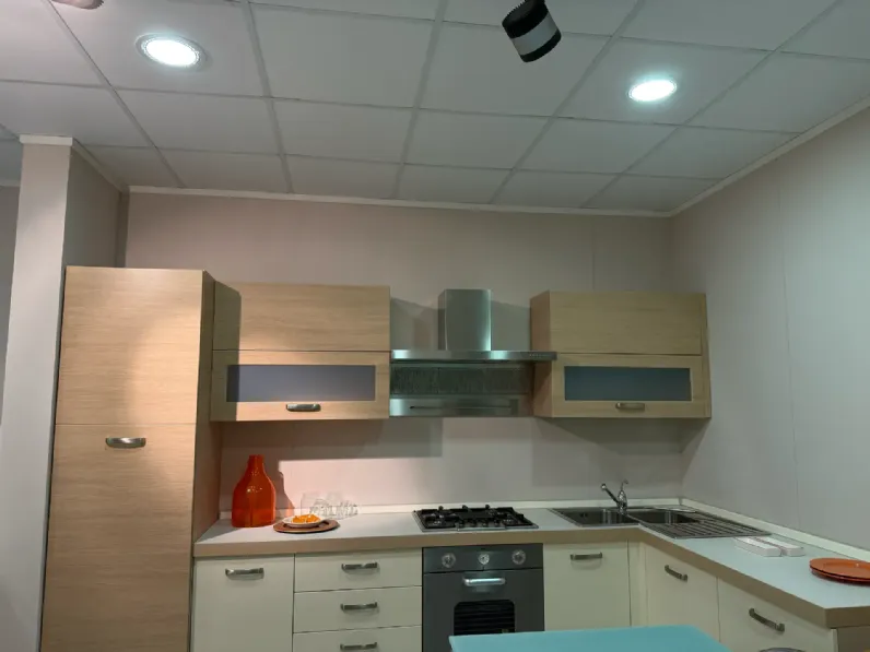 Cucina ad angolo in laminato materico rovere chiaro Papavero  a prezzo ribassato