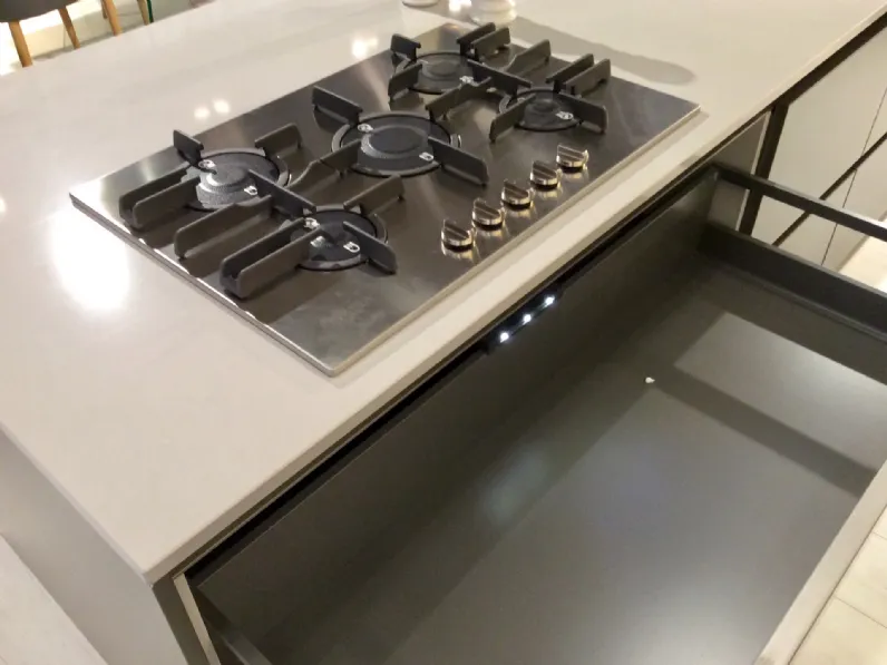 Cucina Artigianale ad isola K2 z6 SCONTATA