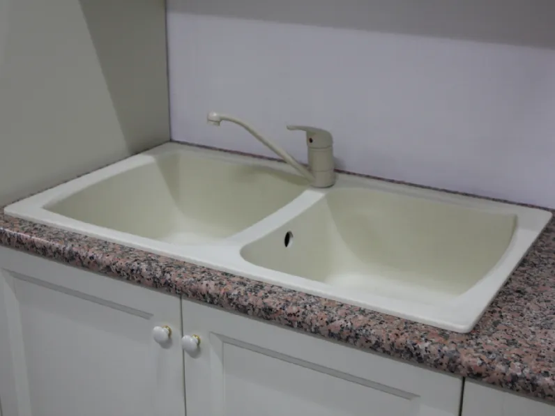 Cucina Artigianale classica ad angolo altri colori in laccato opaco U806 greca