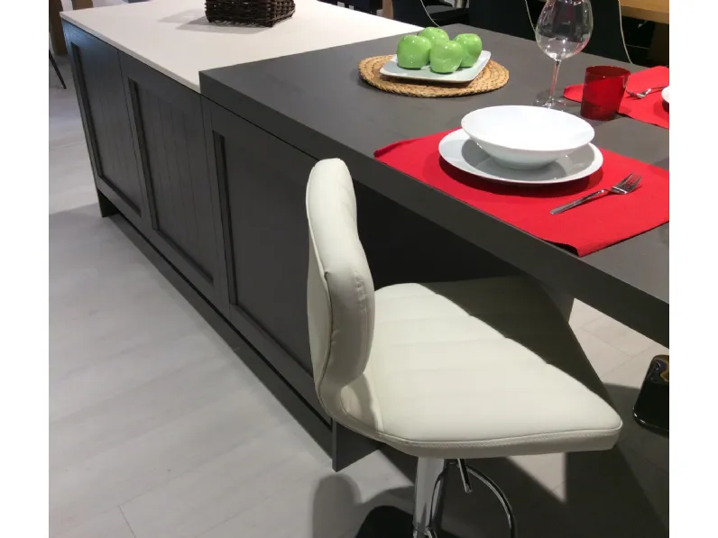 Cucina Artigianale moderna ad isola altri colori in legno Aida