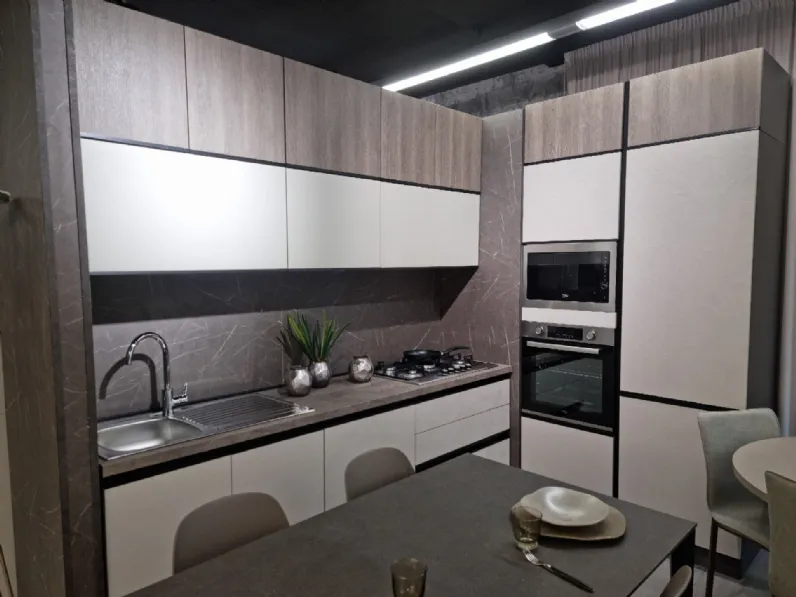 Cucina lineare in laminato materico a prezzo scontato 57%