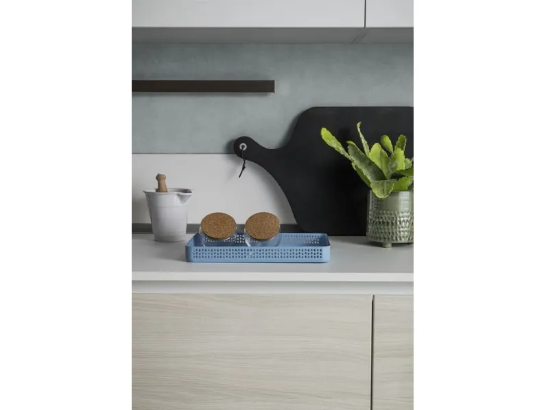 Cucina lineare in laminato materico a prezzo ribassato 25%