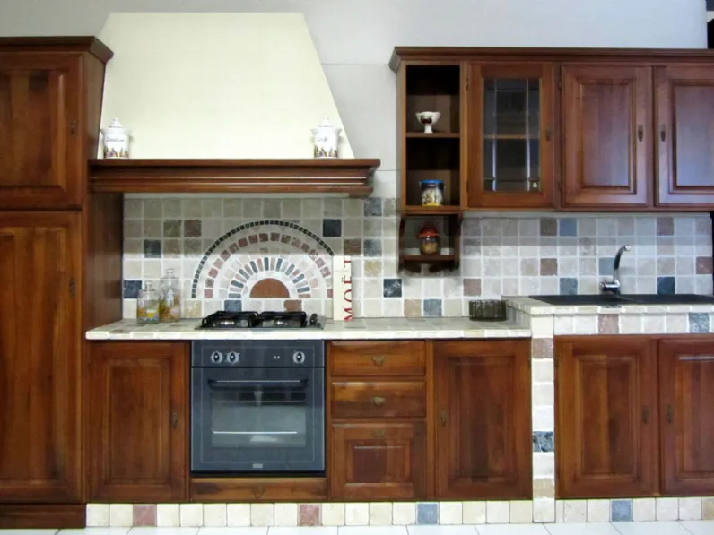 Cucina noce classica lineare Tradizionale Artigianale scontata