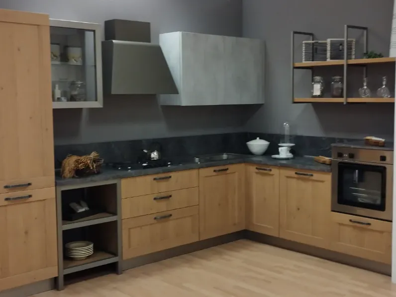 Cucina ad angolo in legno a prezzo ribassato 50%