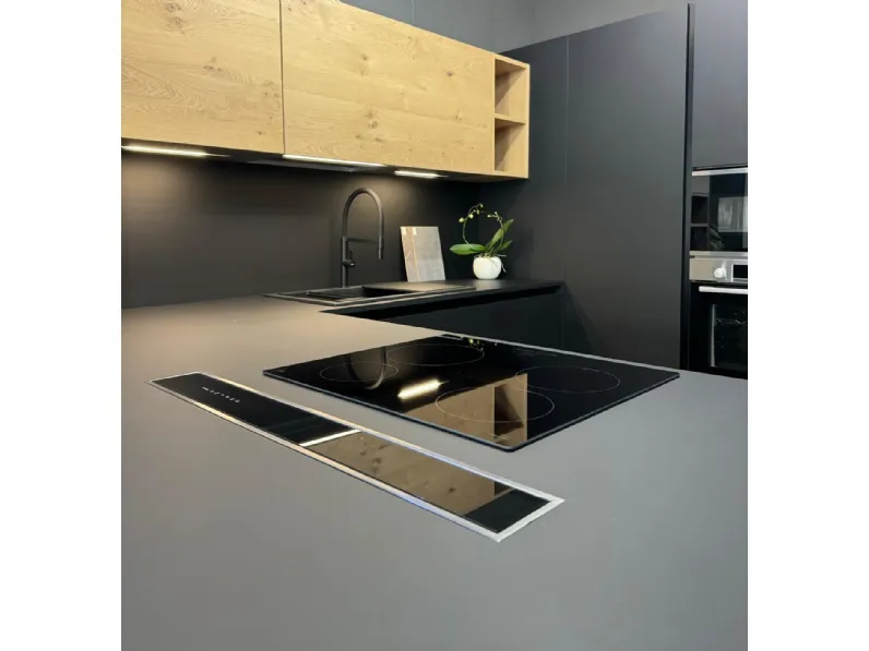 Cucina altri colori moderna con penisola Atra cucine modello lab Atra in offerta