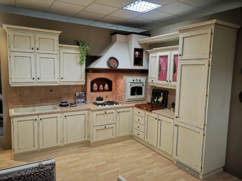 Cucina a prezzo scontato ad angolo classica Ata Artigianale