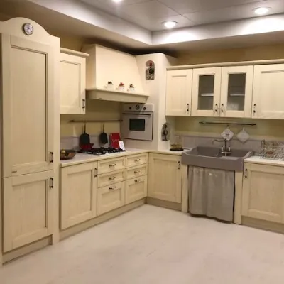 Cucina bianca classica ad angolo Certosa Febal