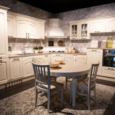 Cucina classica ad angolo Veronica Lube cucine a prezzo ribassato
