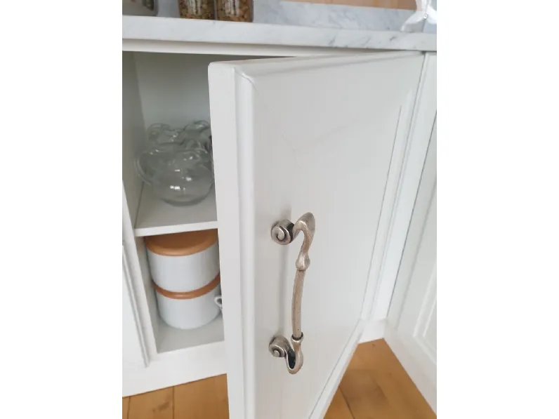 Cucina ad angolo in legno bianca Granducato a prezzo scontato
