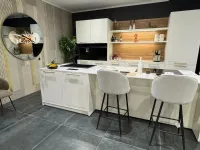 Cucina Miton country con isola bianca in laccata opaco Tes