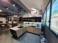 Cucina bianca design ad angolo Mia Aran in Offerta Outlet