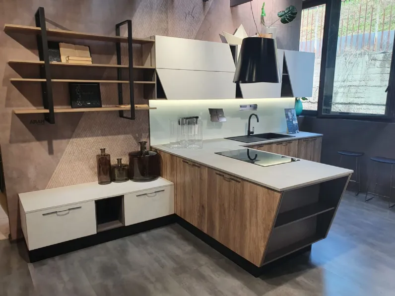 Cucina bianca design ad angolo Mia Aran in Offerta Outlet