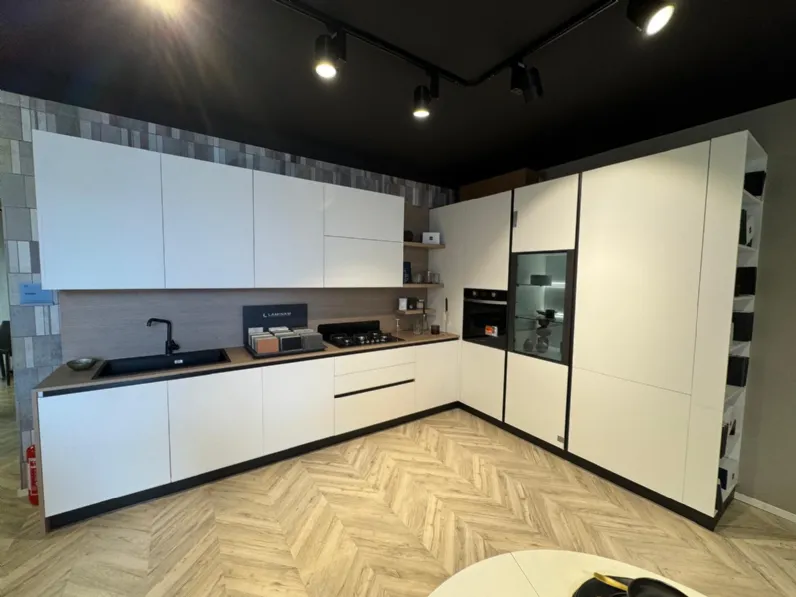 Cucina bianca design ad angolo Stosa Young a soli 8400