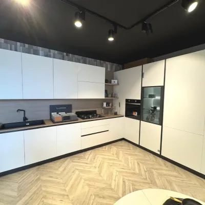 Cucina bianca design ad angolo Stosa Young a soli 8400
