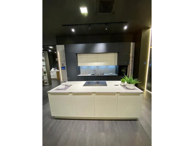 Cucina Clover design bianca Lube cucine ad isola scontata 50%