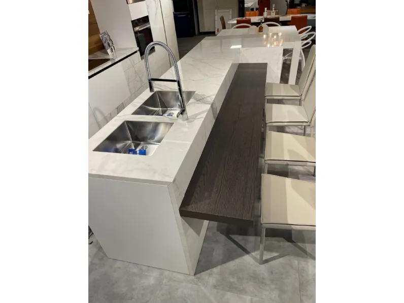 Cucina bianca design ad isola Contempora Aster cucine a soli 15750