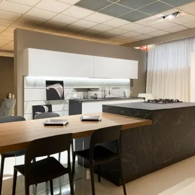 Cucina bianca design ad isola Glass e noir desire Artigianale