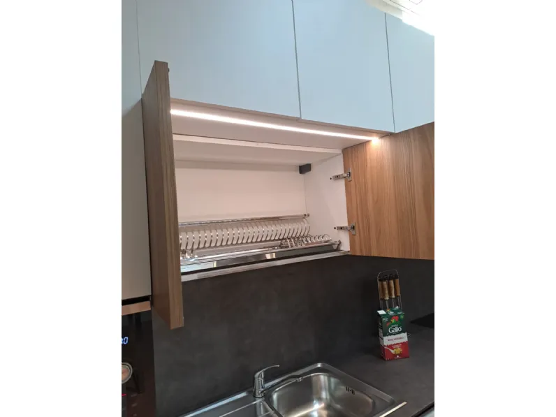 Cucina a PREZZI OUTLET in laminato opaco Prima cucine -35%