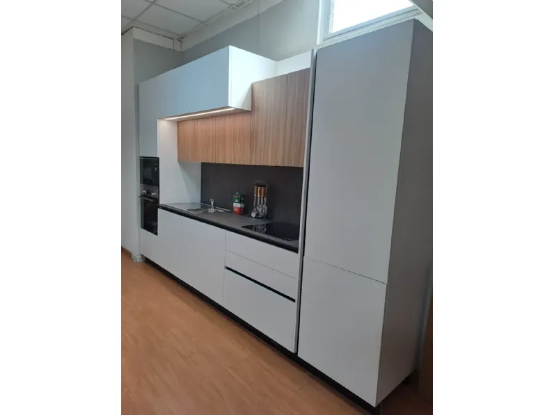 Cucina a PREZZI OUTLET in laminato opaco Prima cucine -35%