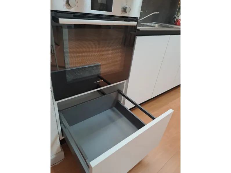Cucina a PREZZI OUTLET in laminato opaco Prima cucine -35%