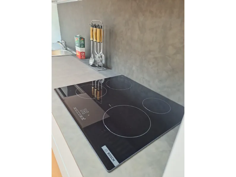 Cucina a PREZZI OUTLET in laminato opaco Prima cucine -35%