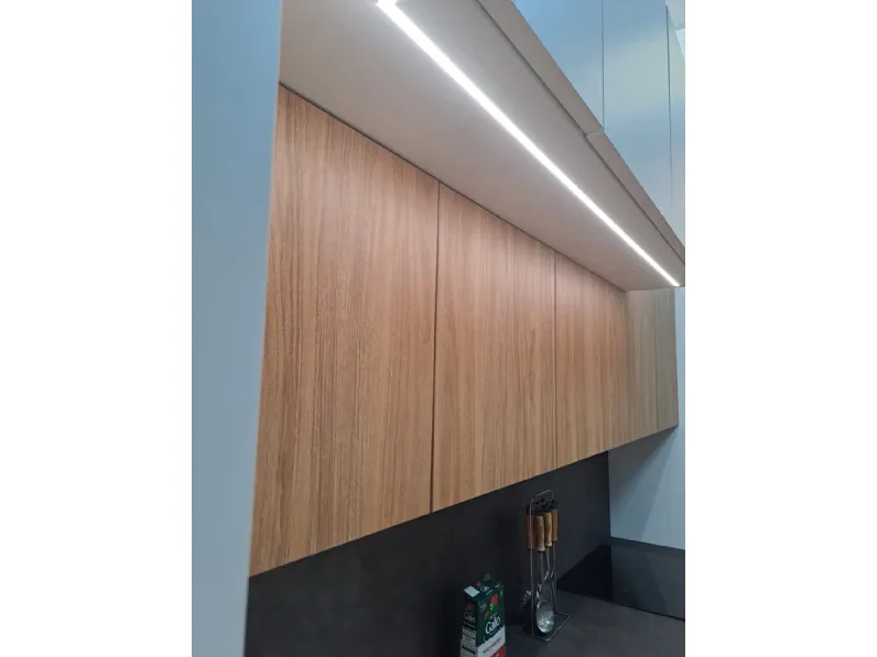 Cucina a PREZZI OUTLET in laminato opaco Prima cucine -35%