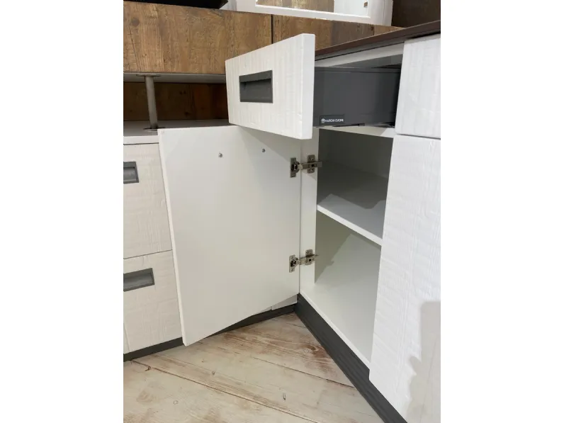 Cucina Lab40 ad angolo Marchi cucine con uno sconto imperdibile