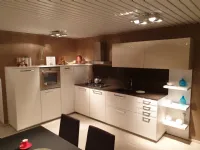 Cucina bianca moderna ad angolo Adele Lube cucine in Offerta Outlet