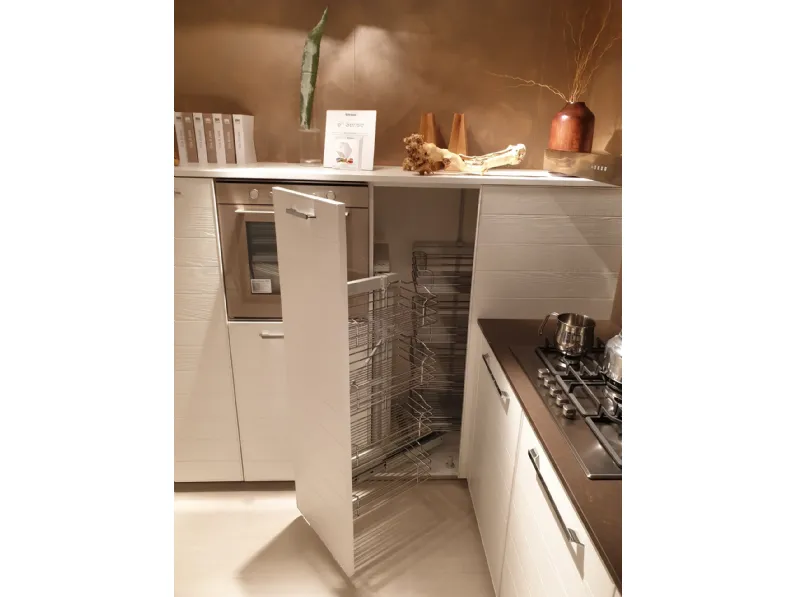 Cucina bianca moderna ad angolo Adele Lube cucine in Offerta Outlet