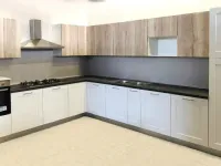 Cucina Robinia ad angolo Ar-due con uno sconto imperdibile