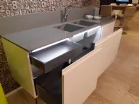 Cucina bianca moderna ad angolo Arcobaleno Arrex in Offerta Outlet