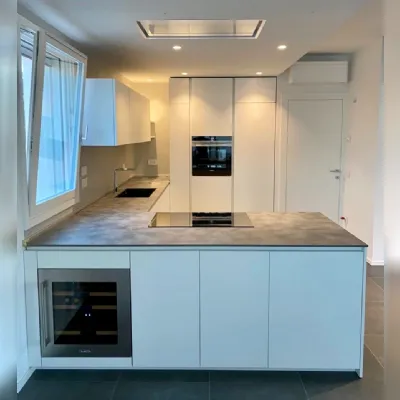 Cucina Primopiano cucine moderna ad angolo bianca in laccata opaco Ingrosso cucine moderne icm77
