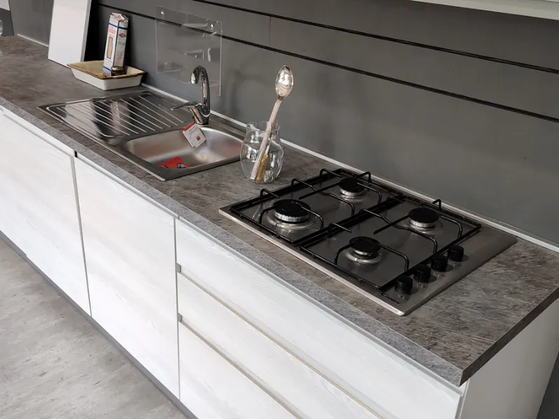 Cucina bianca moderna ad angolo New kelly Net cucine scontata