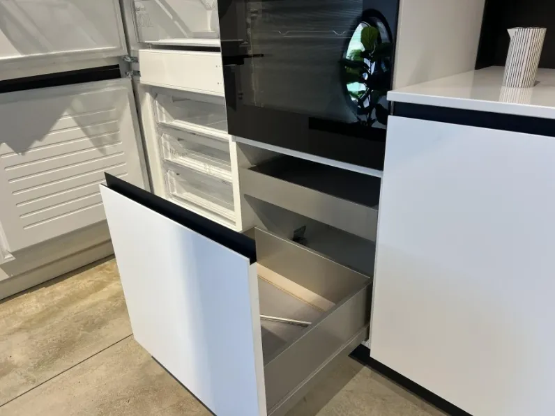 Cucina bianca moderna ad angolo Stosa Infinty a soli 12500 Euro
