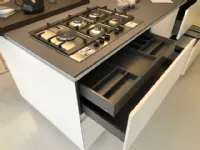 Cucina bianca moderna ad isola Materika laccato Pedini cucine in Offerta Outlet