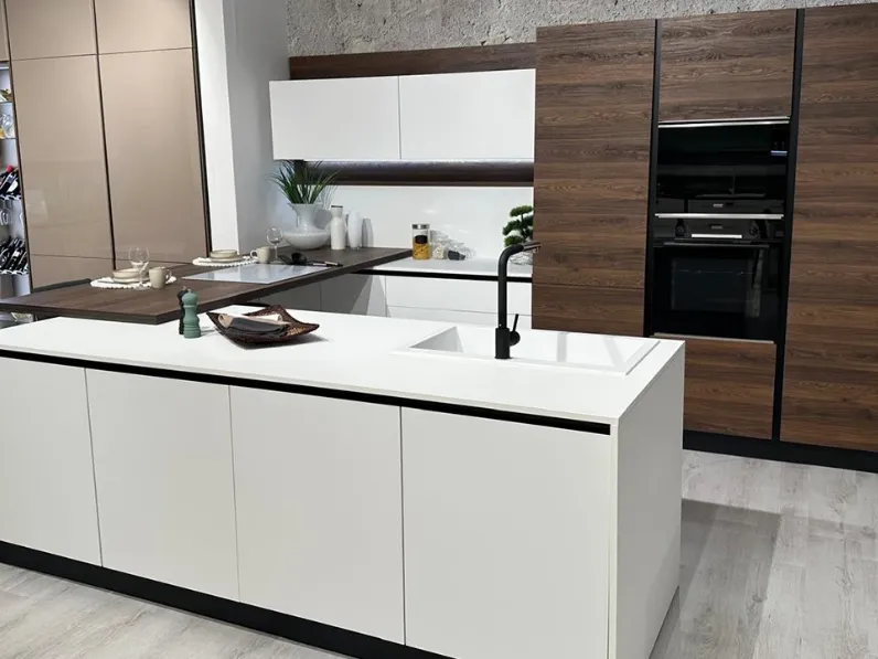 Cucina a PREZZI OUTLET in polimerico Mobilturi -54%