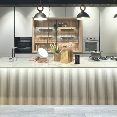 Cucina bianca moderna con isola Tag seta La casa moderna in offerta