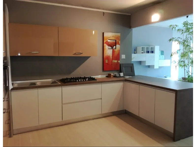 Cucina bianca moderna con penisola Arcobaleno sole Arrex