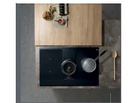 Cucina bianca moderna con penisola Master  Electrolux in Offerta Outlet