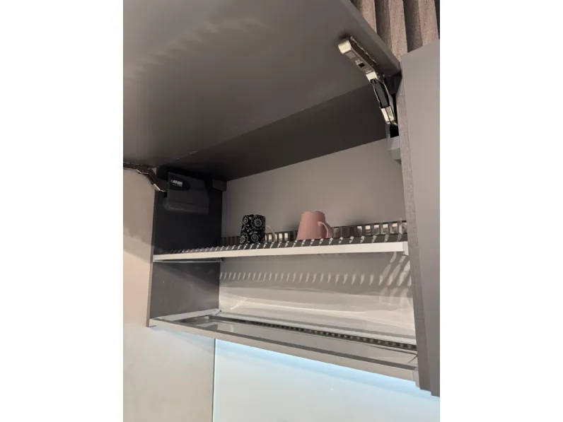 Cucina bianca moderna con penisola Aran Mia a soli 10700 Euro