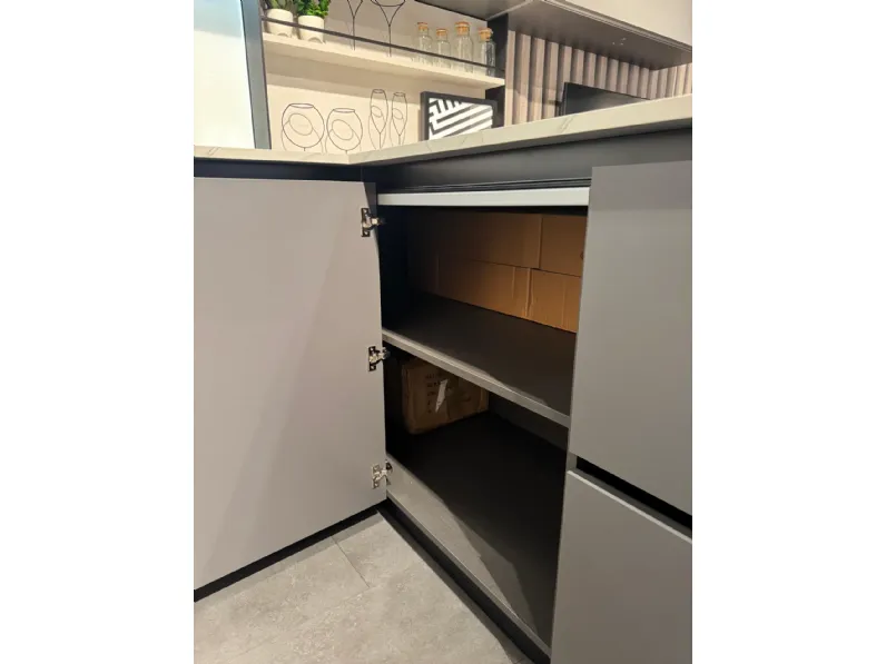Cucina bianca moderna con penisola Aran Mia a soli 10700 Euro
