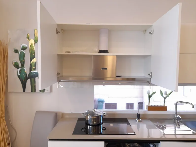 Cucina bianca moderna lineare Caprera Imab in Offerta Outlet