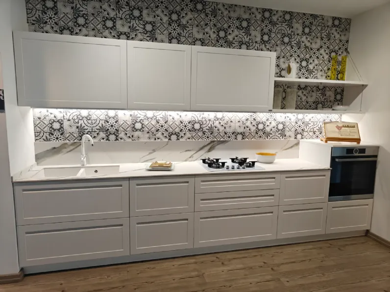 Cucina bianca moderna lineare Scavolini Carattere a soli 10500 Euro