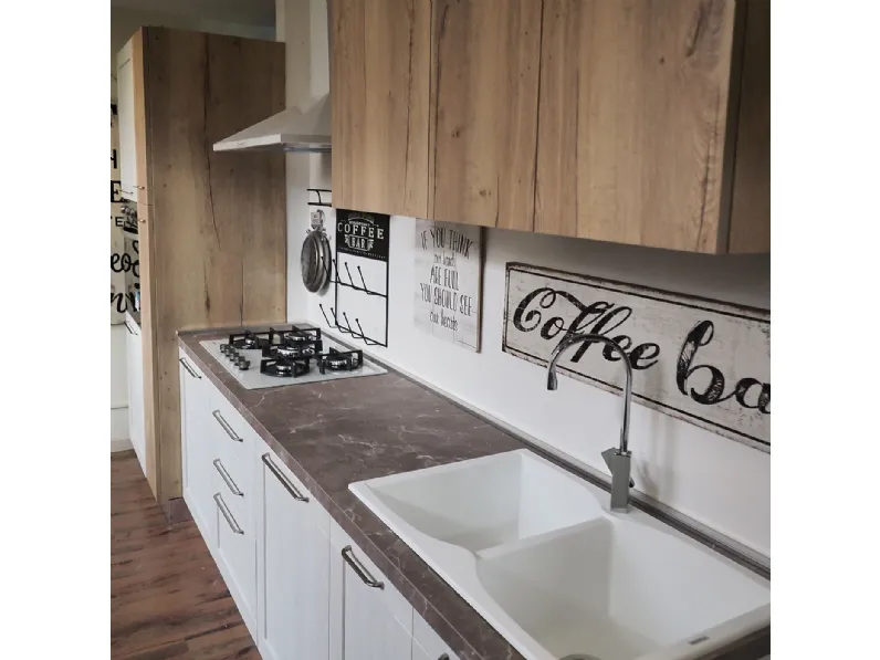 Cucina modello  cucina shabby white easy  ed  effetto rovere Collezione esclusiva PREZZO SCONTATO 42%