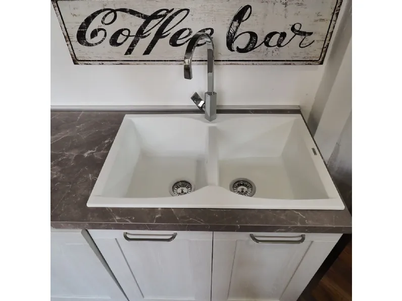 Cucina modello  cucina shabby white easy  ed  effetto rovere Collezione esclusiva PREZZO SCONTATO 42%